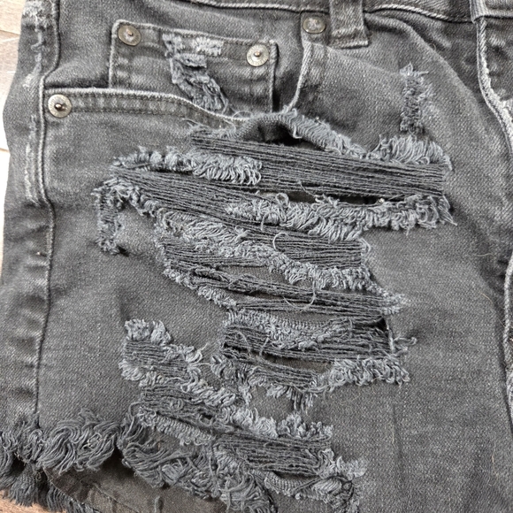 American Eagle Black High Rise Festical Shorts Size 8 - Picture 5 of 7